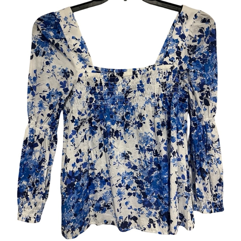 Tuckernuck Blue White Floral Smocked Square Neck Cotton Blouse Size Small